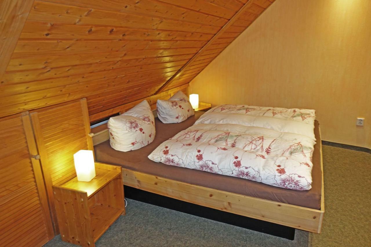 Ferienwohnung Mit Wasserbett Fw3 Saalfeld Saale المظهر الخارجي الصورة